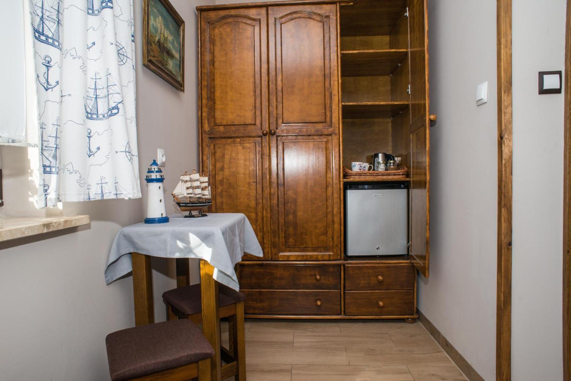 Zabytkowy Dom Latarnikow Hel Extérieur photo
